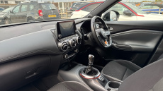 Nissan Juke 1.0 DiG-T N-Connecta 5dr Petrol Hatchback